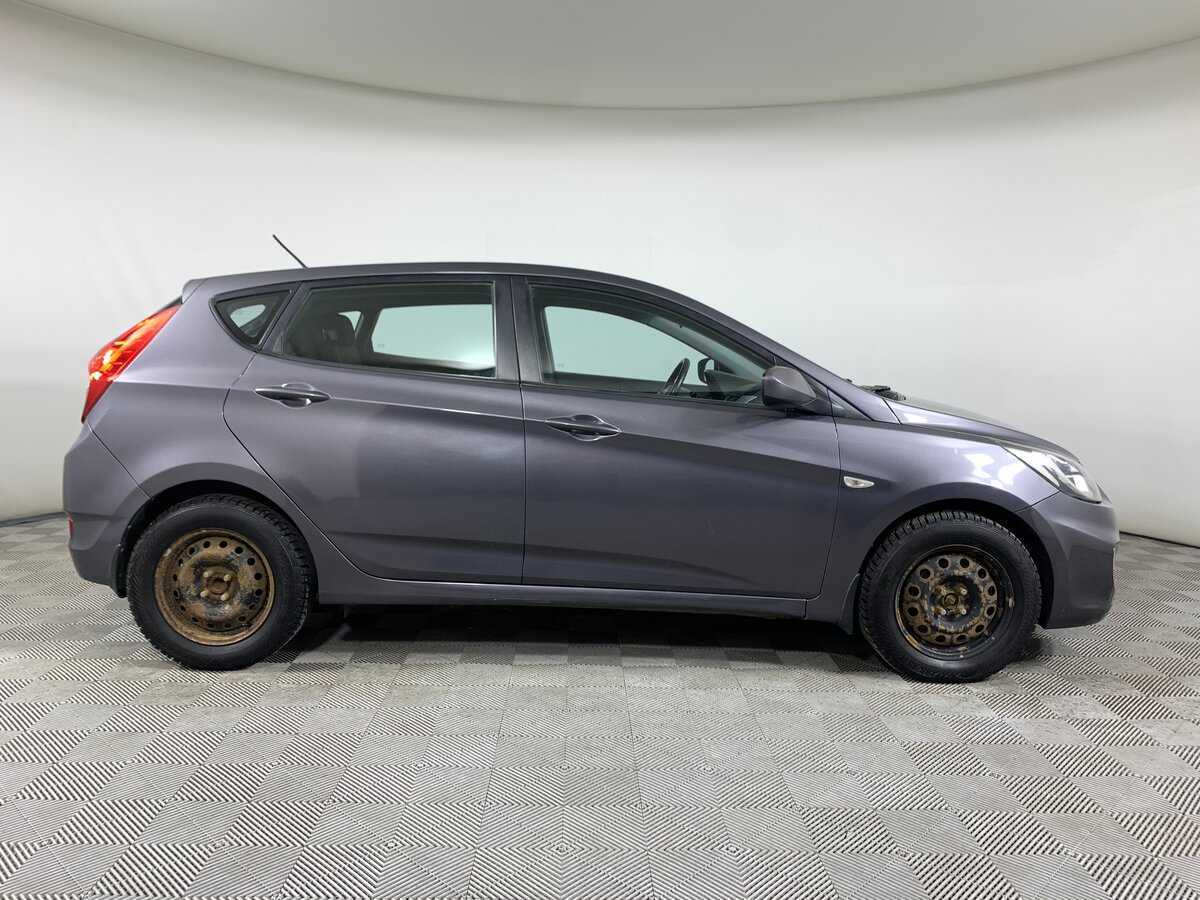 Hyundai Solaris б/у, 2012, Автоматическая. Фото: #3