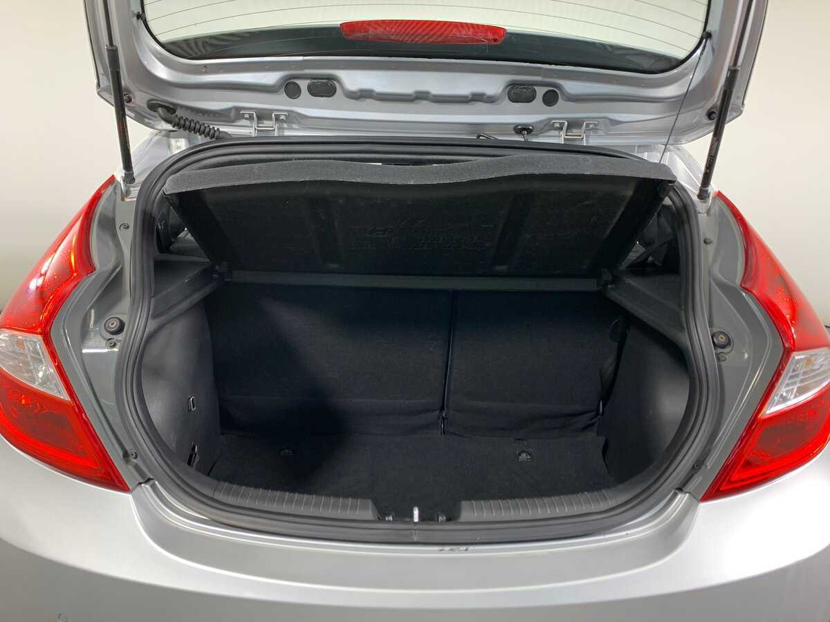 Hyundai Solaris б/у, 2012, Автоматическая. Фото: #19