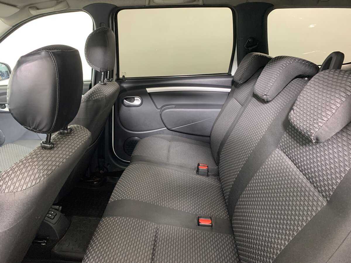 Lada (ВАЗ) Largus б/у, 2016, Механическая. Фото: #17