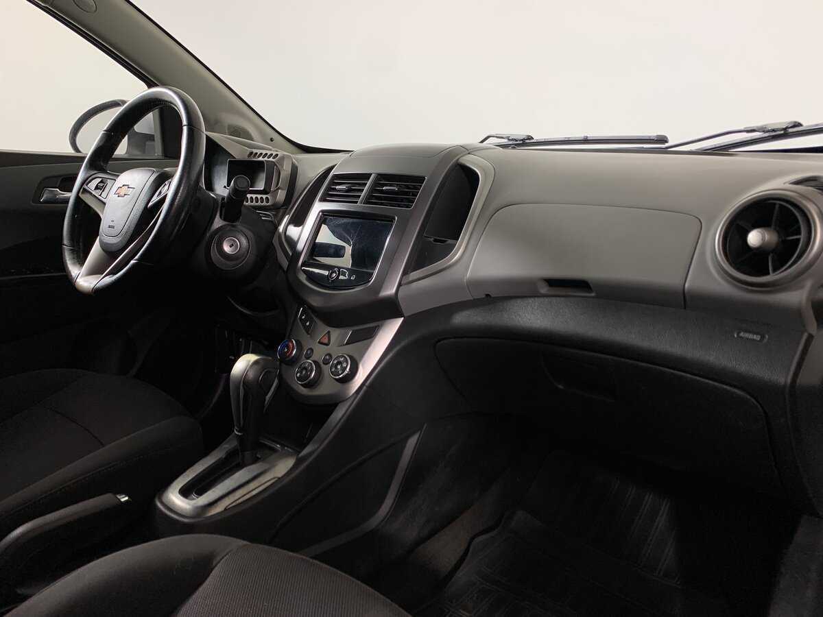 Chevrolet Aveo б/у, 2014, Автоматическая. Фото: #13