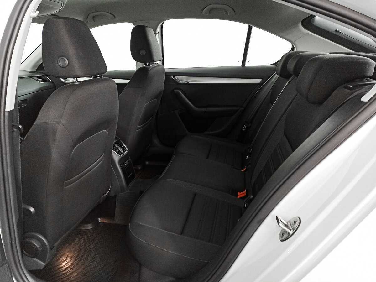 Шкода Октавия б/у, 2020, Роботизированная. Фото: #11