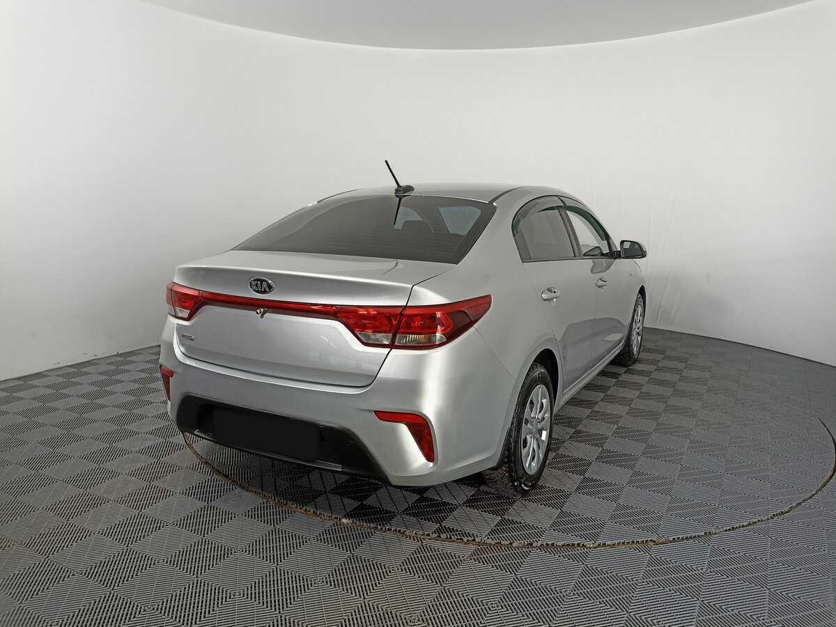 Kia Rio б/у, 2017, Автоматическая. Фото: #4