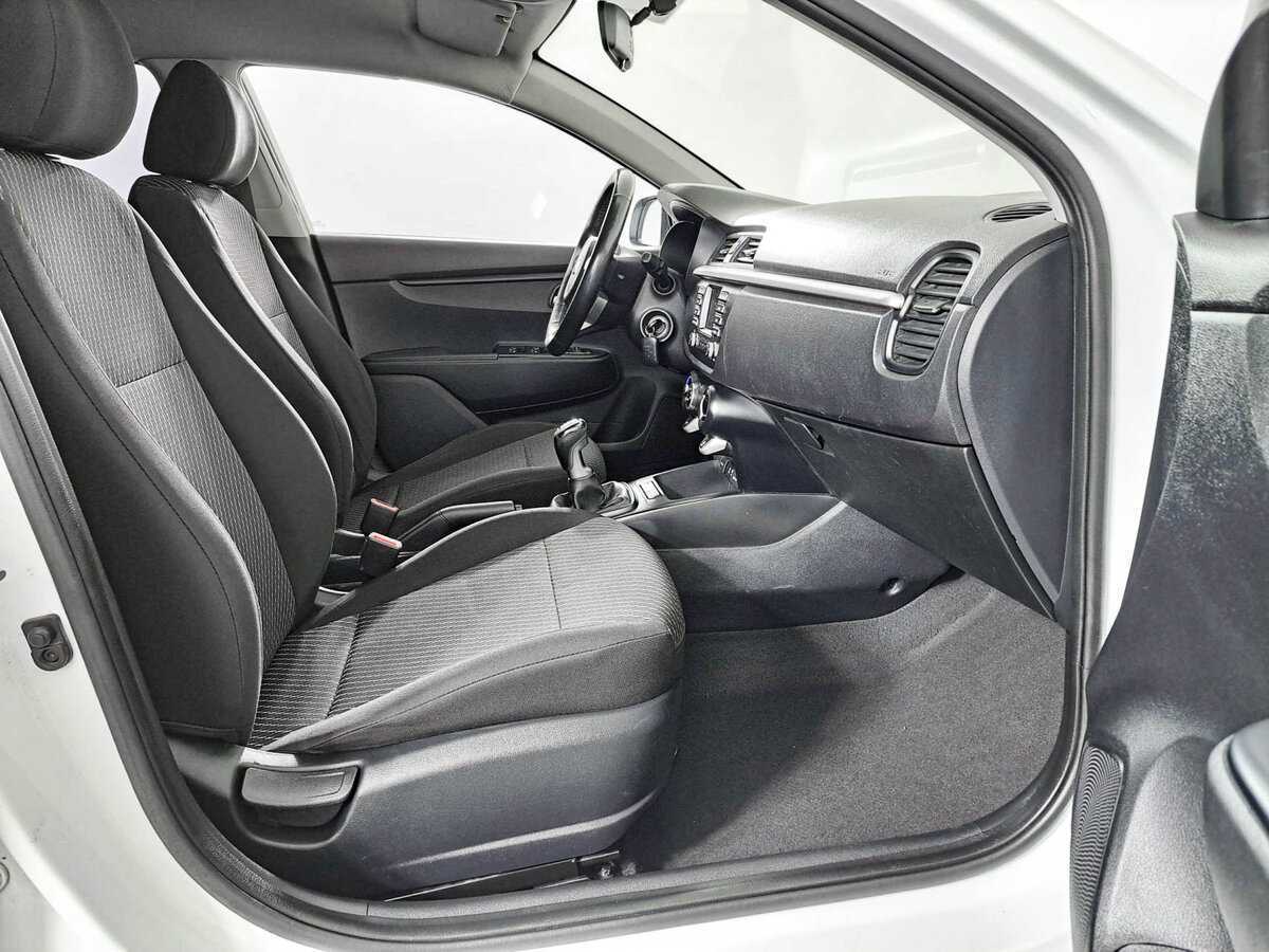Kia Rio б/у, 2018, Механическая. Фото: #10