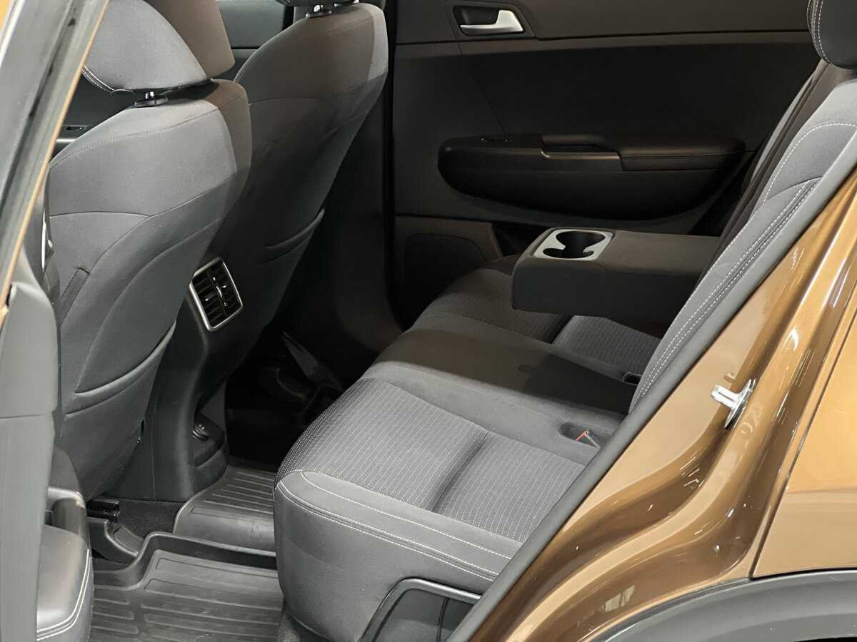 Kia Sportage б/у, 2016, Автоматическая. Фото: #11