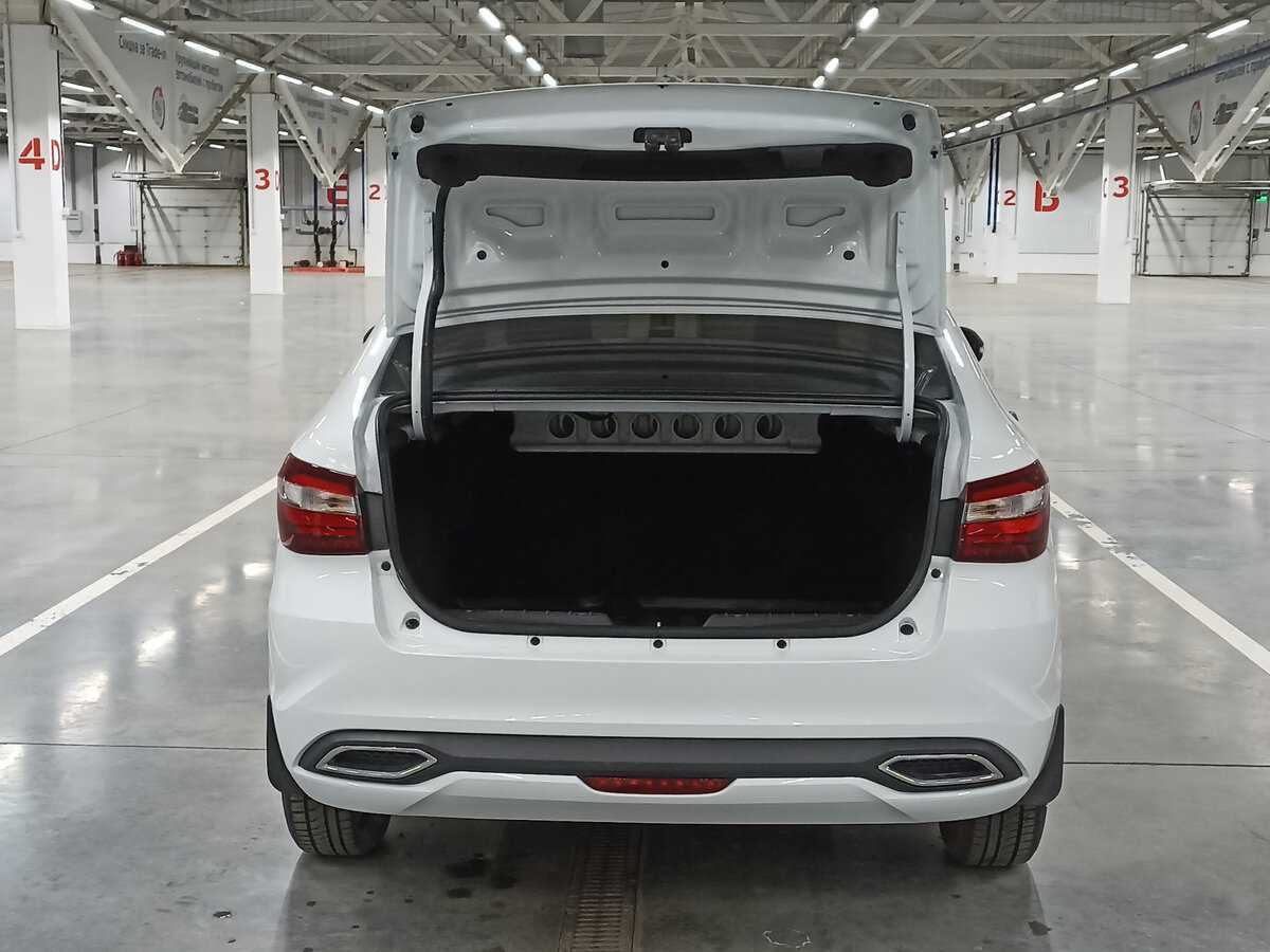 Lada (ВАЗ) Vesta б/у, 2024, Механическая. Фото: #9