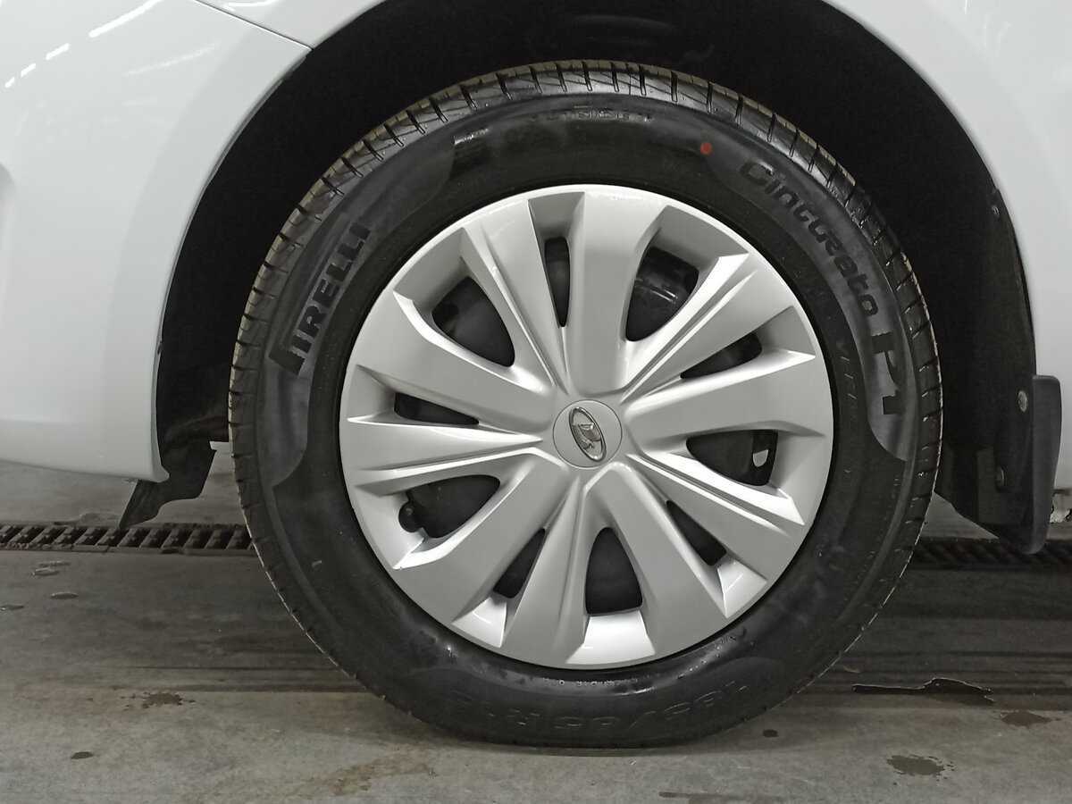 Lada (ВАЗ) Vesta б/у, 2024, Механическая. Фото: #17