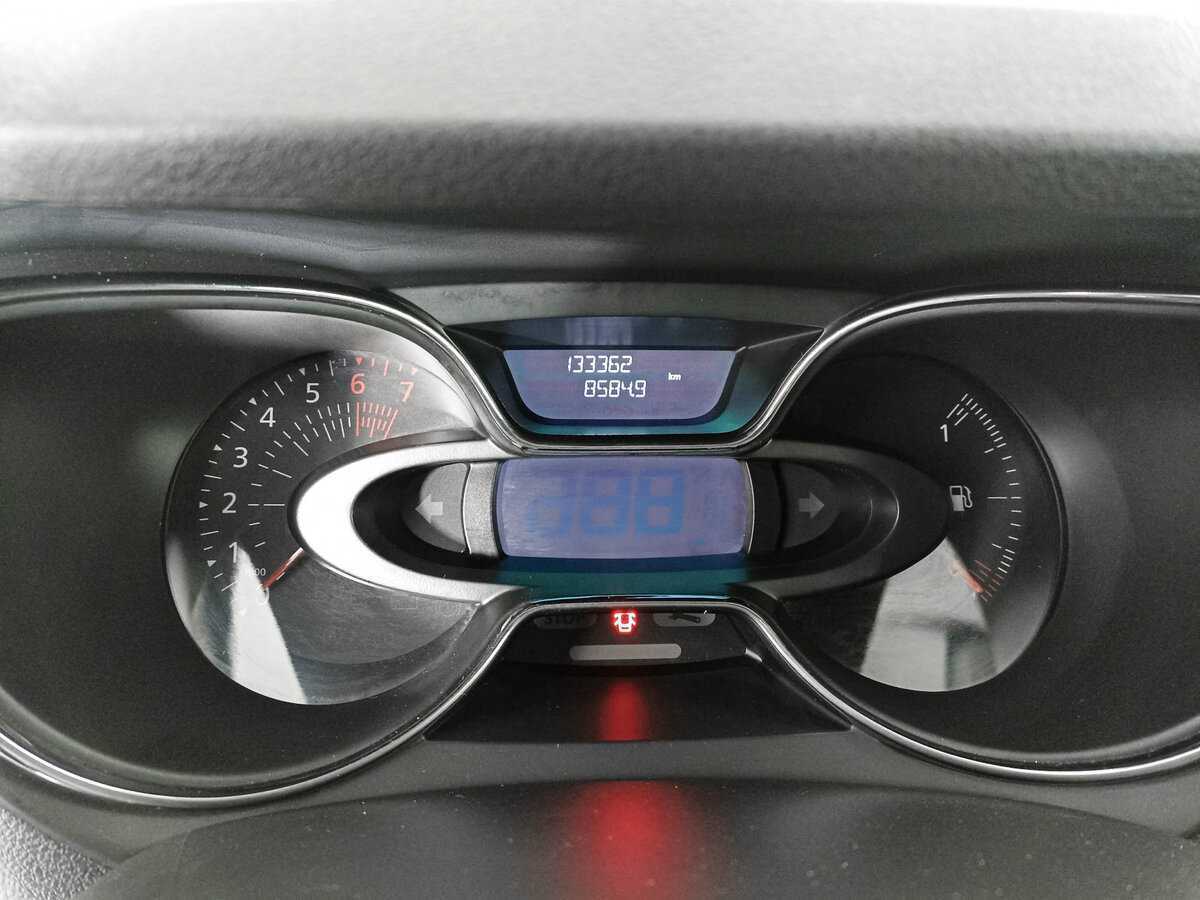 Renault Kaptur б/у, 2017, Вариатор. Фото: #9