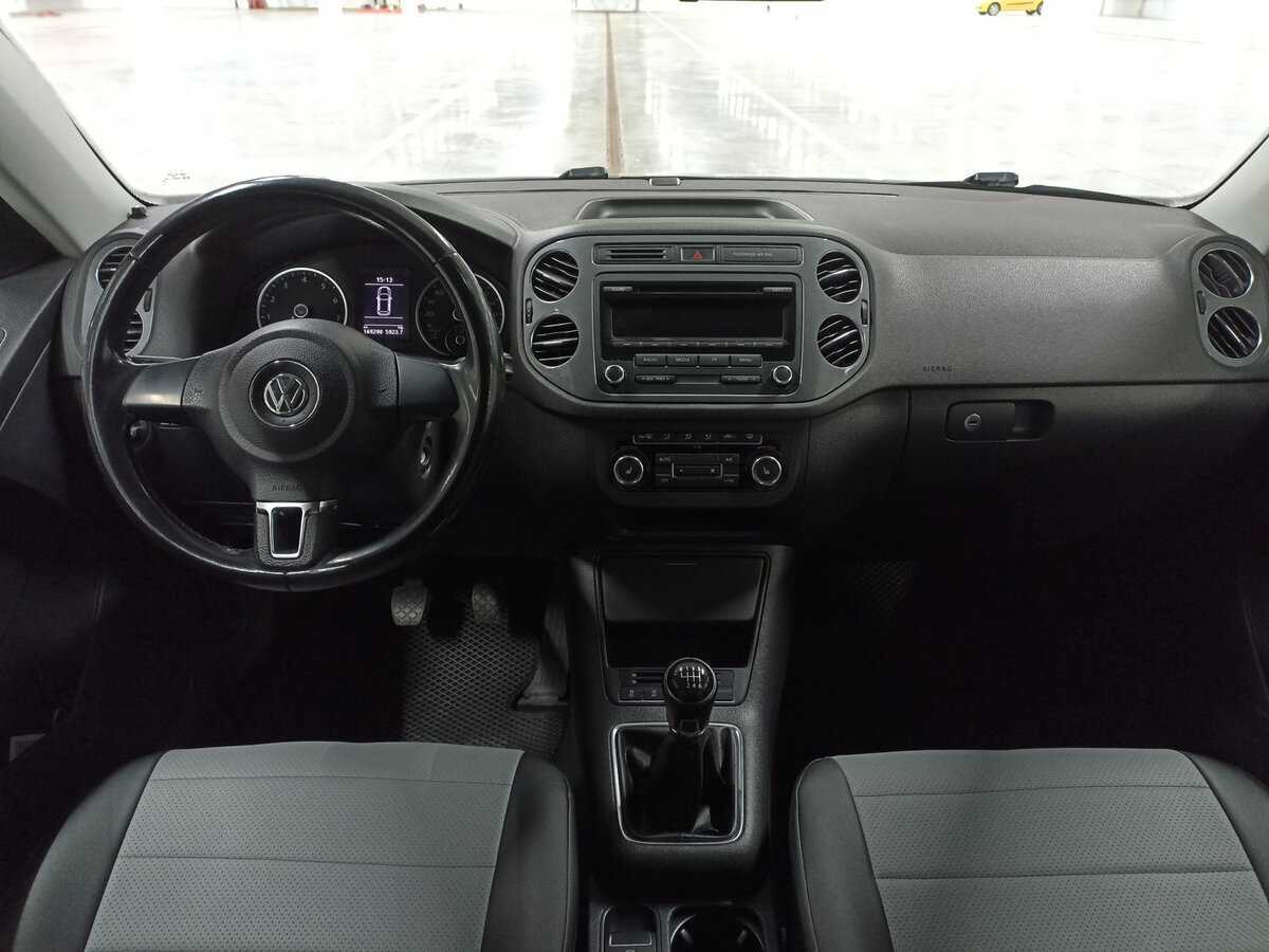 Volkswagen Tiguan б/у, 2012, Механическая. Фото: #13