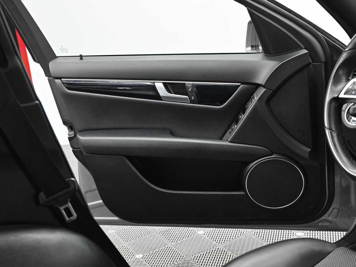 Mercedes-Benz C-Класс б/у, 2012, Автоматическая. Фото: #7