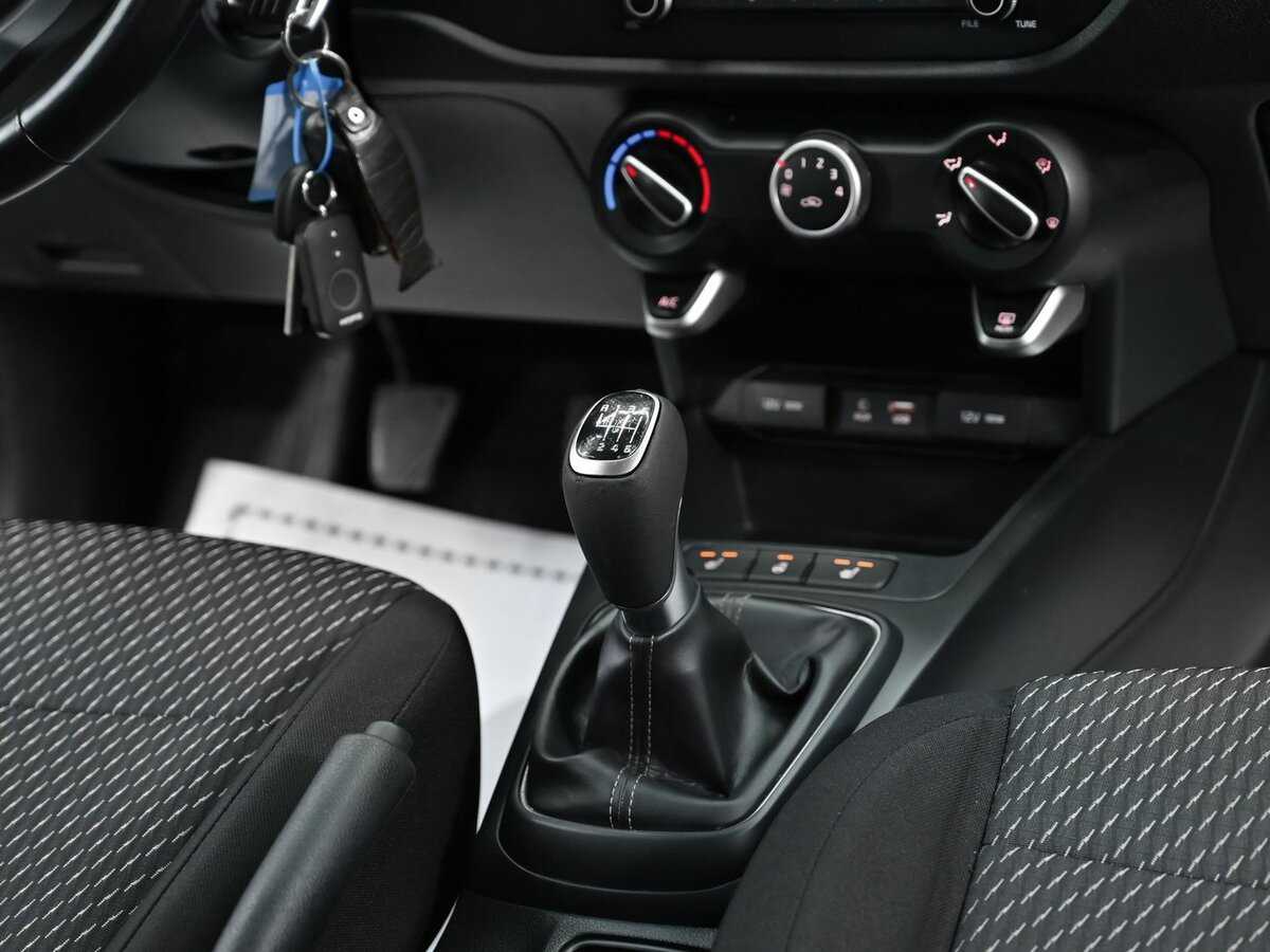 Киа Рио б/у, 2018, Механическая. Фото: #9