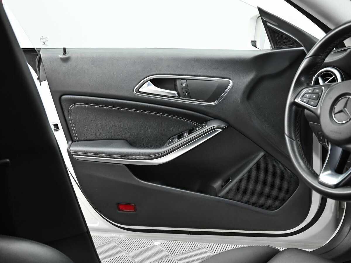 Mercedes-Benz CLA б/у, 2017, Роботизированная. Фото: #9