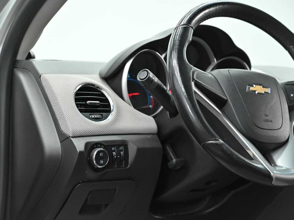Chevrolet Cruze б/у, 2013, Автоматическая. Фото: #7