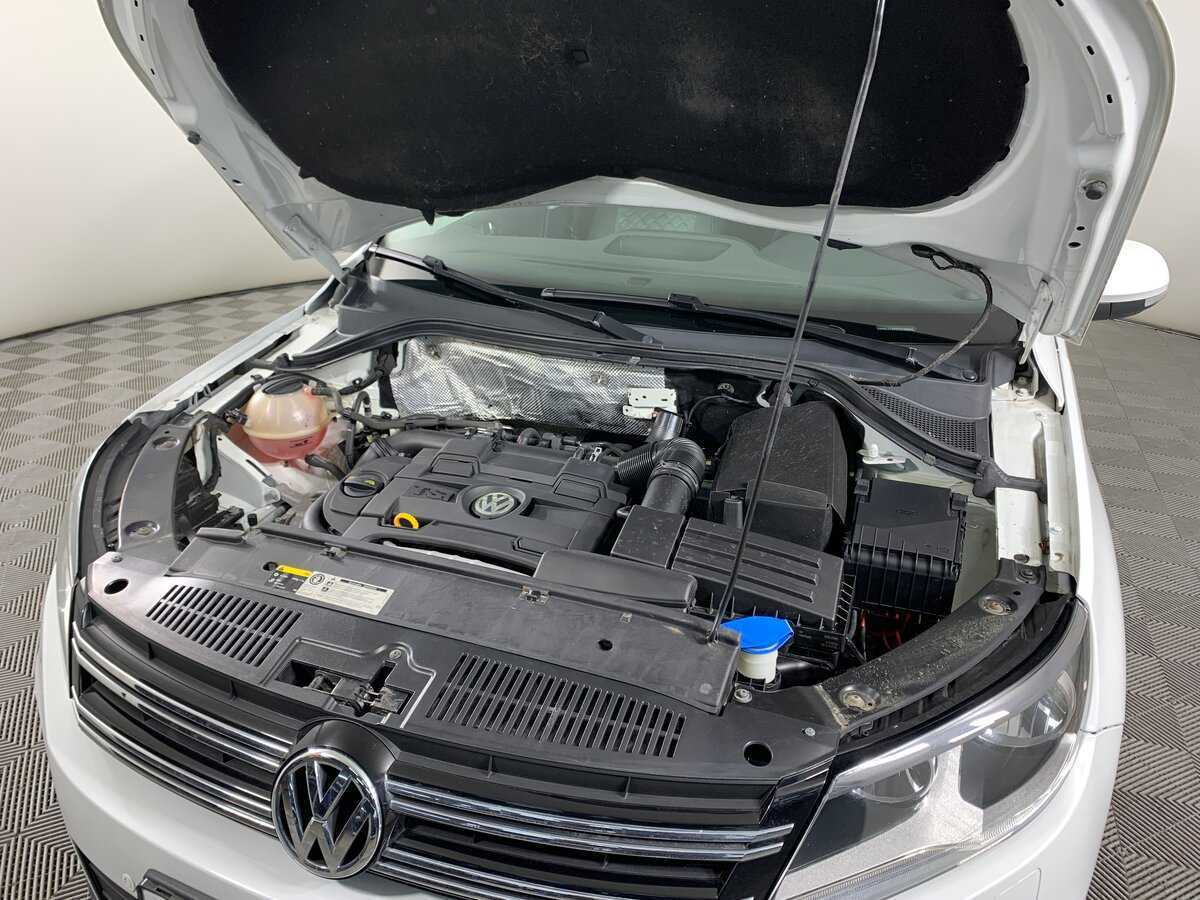 Volkswagen Tiguan б/у, 2015, Роботизированная. Фото: #10