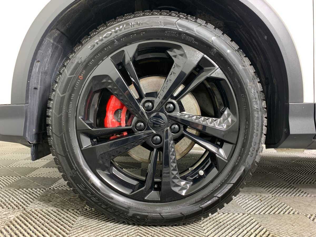 Geely Coolray б/у, 2023, Роботизированная. Фото: #8