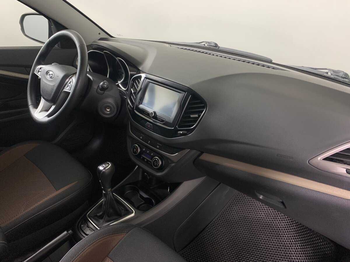 Lada (ВАЗ) Vesta б/у, 2019, Механическая. Фото: #13