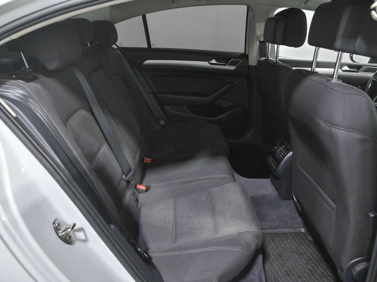 Volkswagen Passat б/у, 2015, Роботизированная. Фото: #15