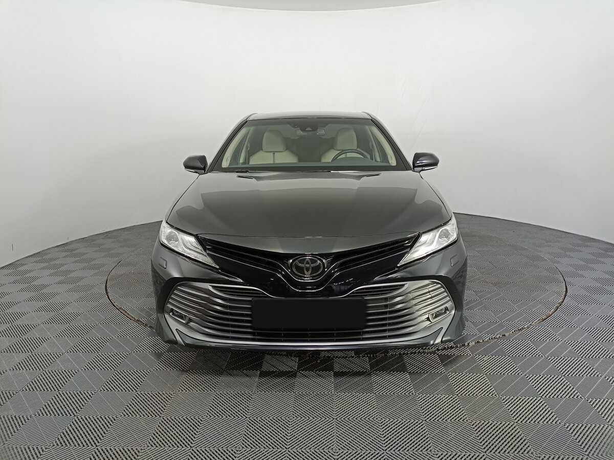 Toyota Camry б/у, 2020, Автоматическая. Фото: #1