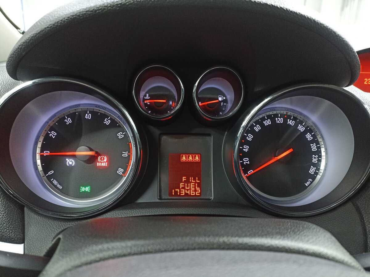 Opel Mokka б/у, 2012, Механическая. Фото: #12