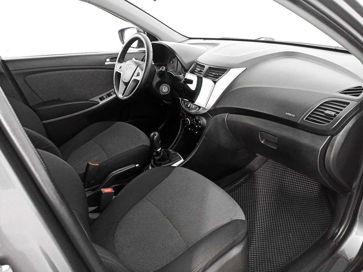 Hyundai Solaris б/у, 2014, Механическая. Фото: #7