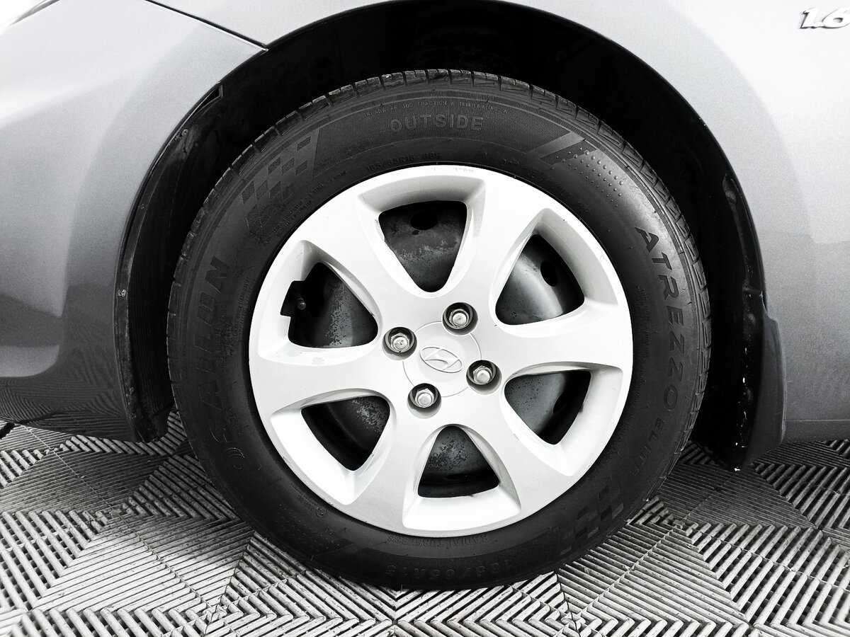 Hyundai Solaris б/у, 2014, Механическая. Фото: #14