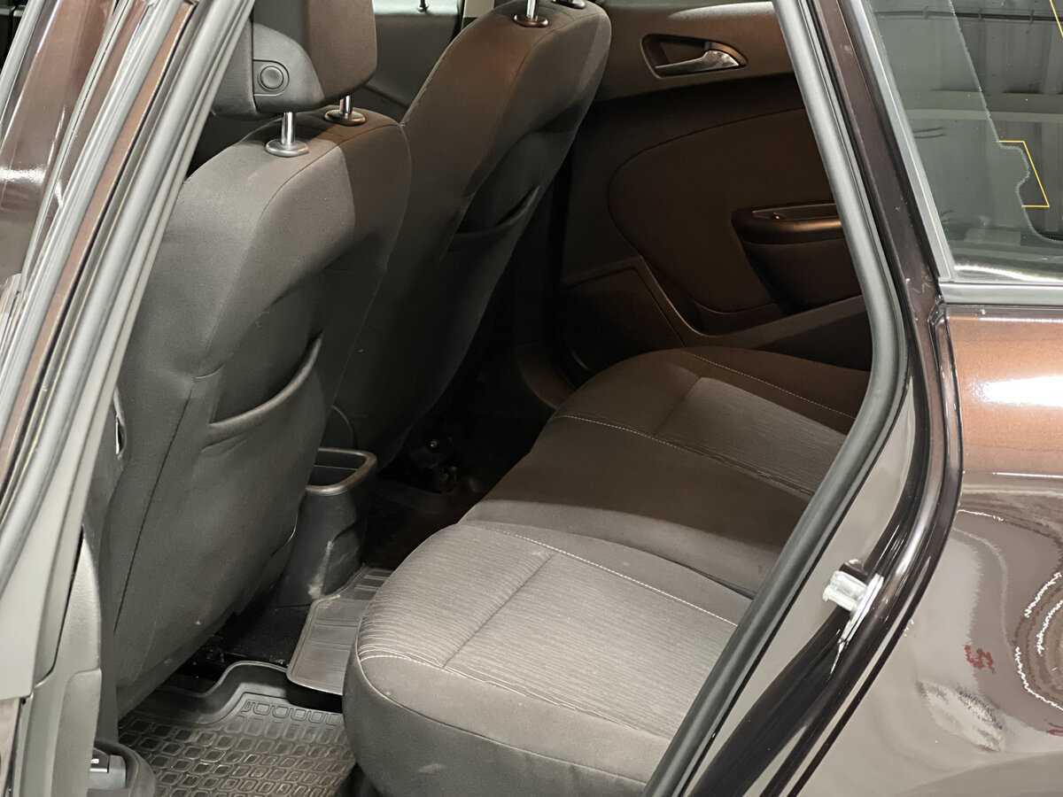 Opel Astra б/у, 2013, Автоматическая. Фото: #11