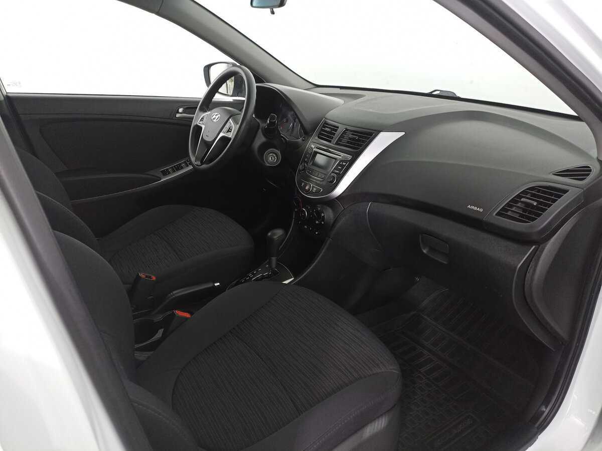 Hyundai Solaris б/у, 2016, Автоматическая. Фото: #7