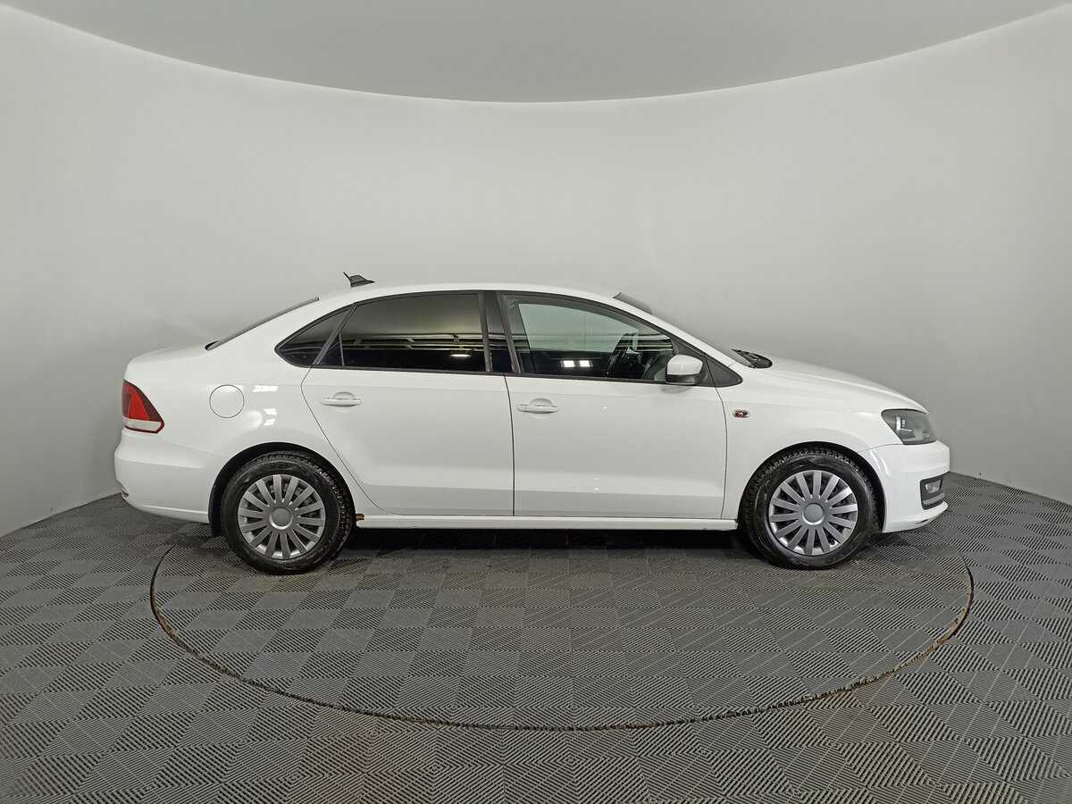 Volkswagen Polo б/у, 2017, Механическая. Фото: #3