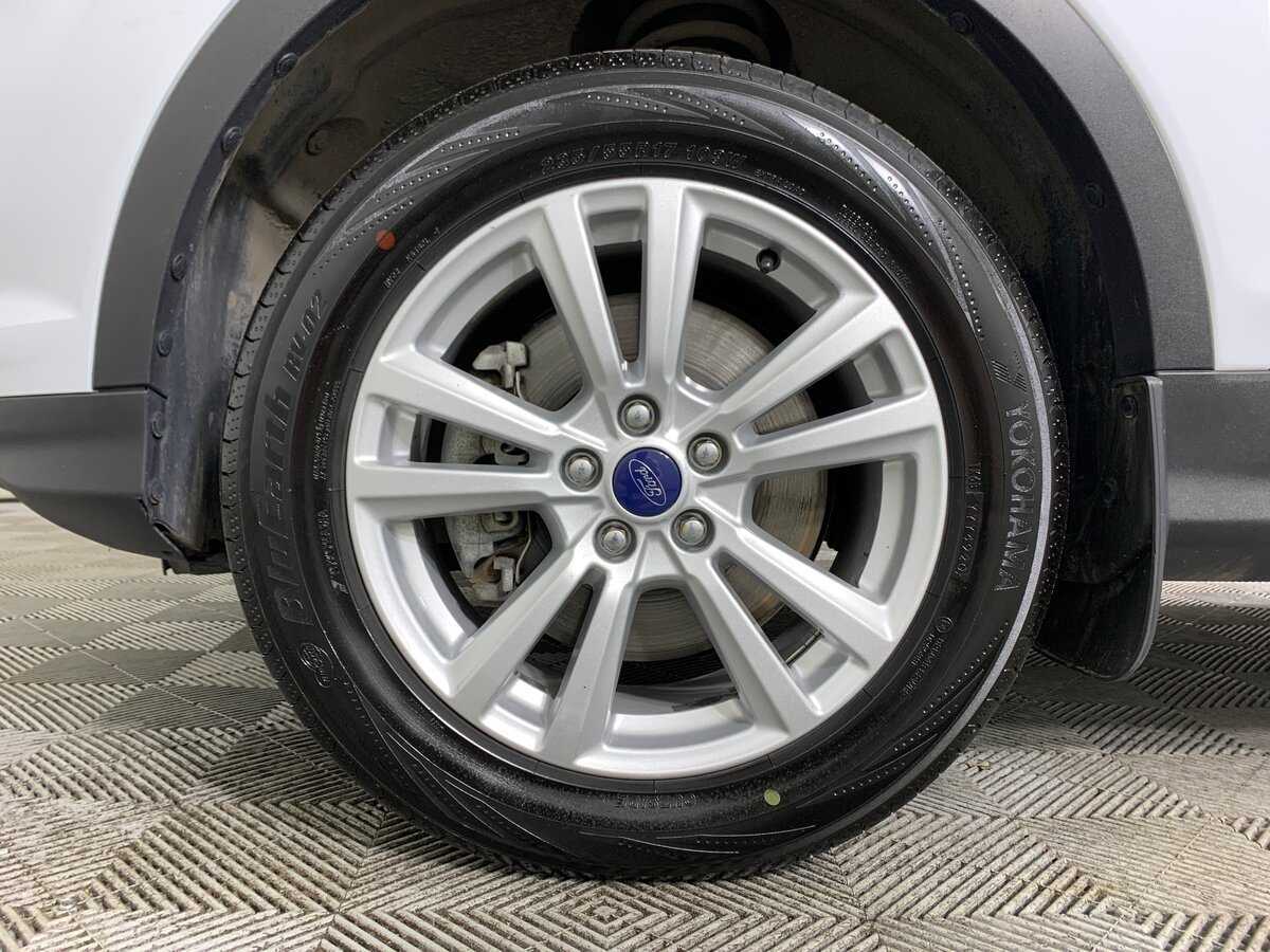 Ford Kuga б/у, 2017, Автоматическая. Фото: #8