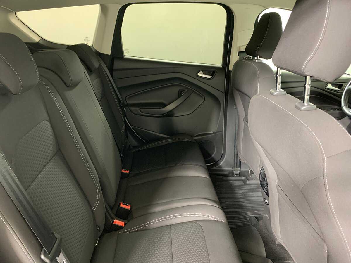 Ford Kuga б/у, 2017, Автоматическая. Фото: #17