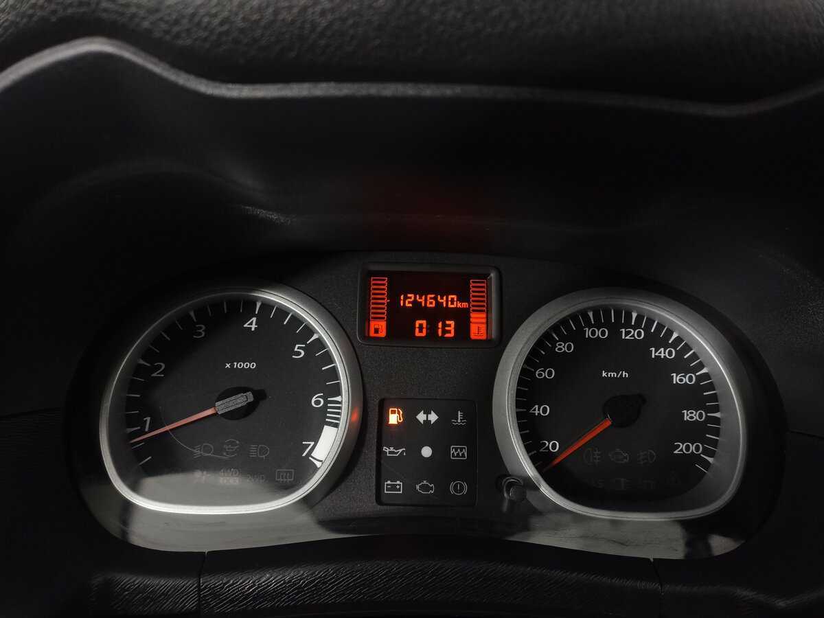 Renault Duster б/у, 2013, Механическая. Фото: #12