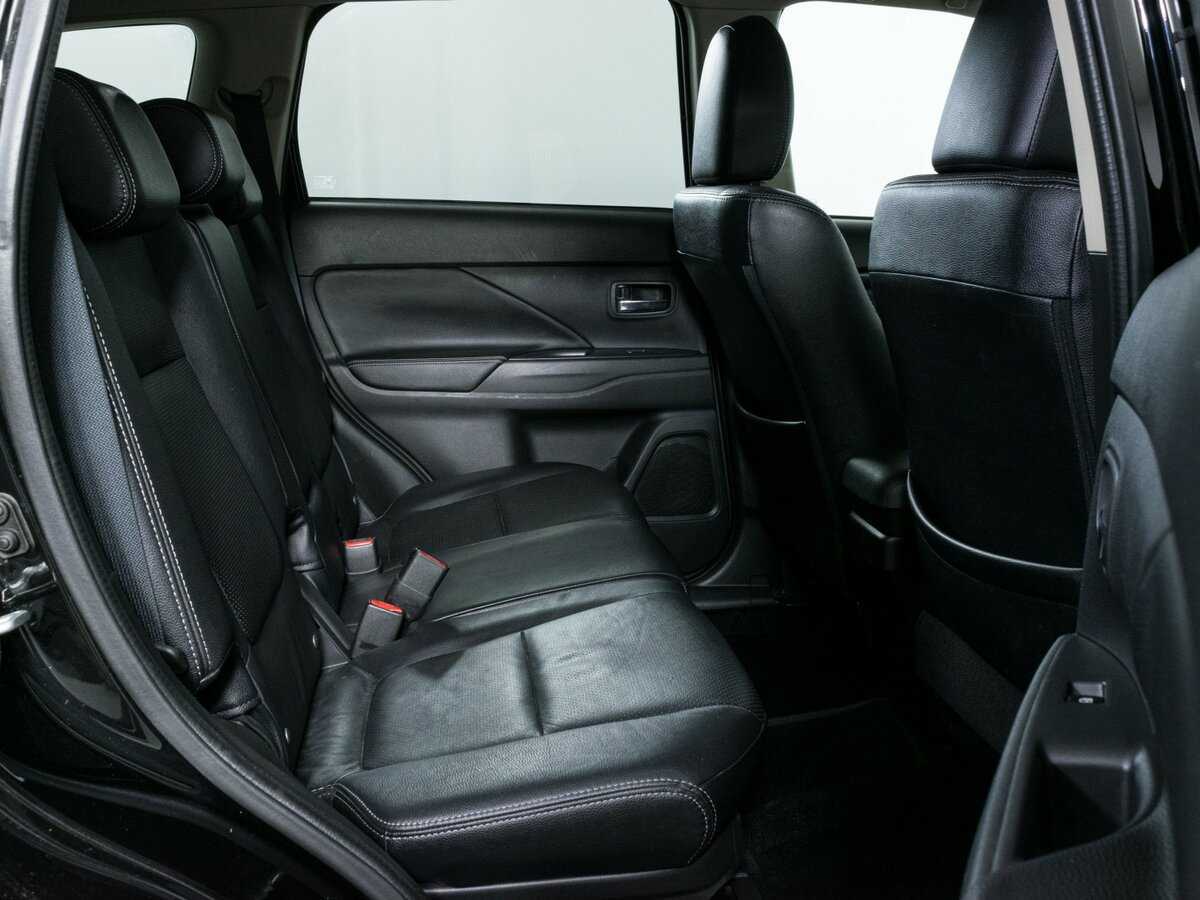 Митсубиши Оутлэндер б/у, 2015, Вариатор. Фото: #9