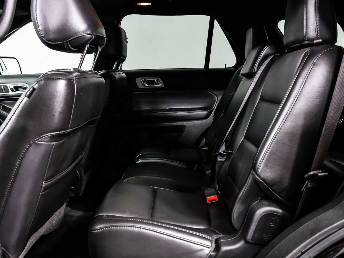 Ford Explorer б/у, 2014, Автоматическая. Фото: #11