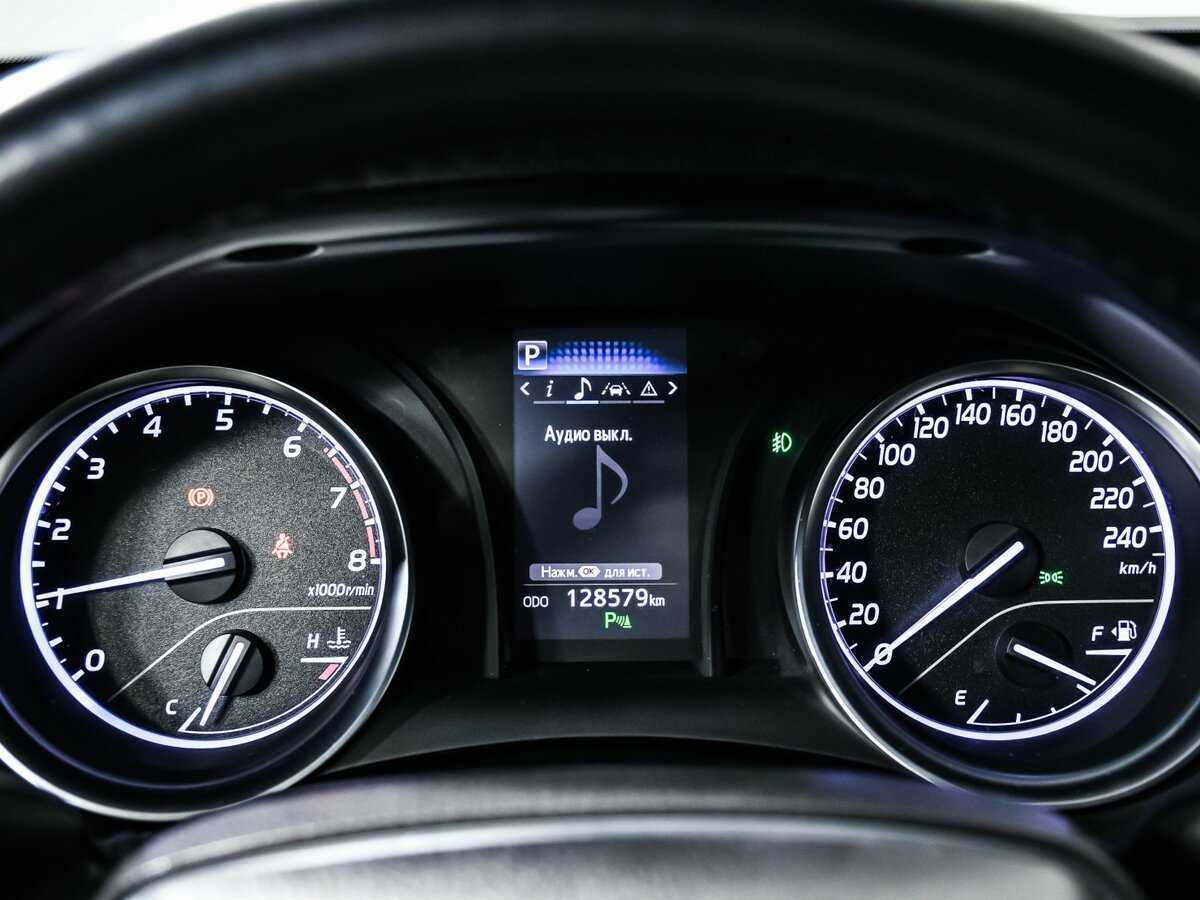 Toyota Camry б/у, 2019, Автоматическая. Фото: #9