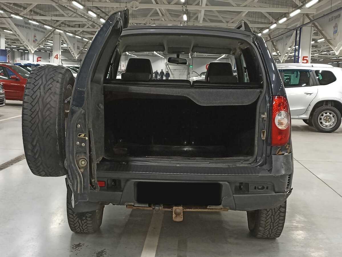 Chevrolet Niva б/у, 2015, Механическая. Фото: #9