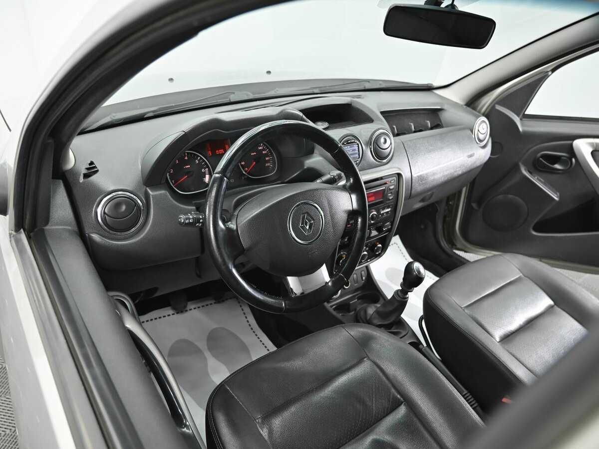 Renault Duster б/у, 2014, Механическая. Фото: #6