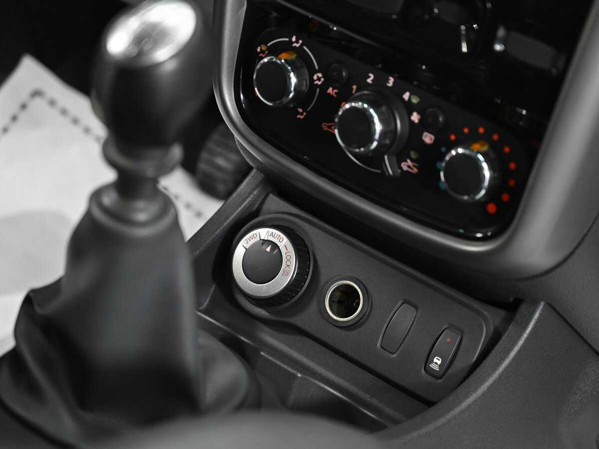 Renault Duster б/у, 2014, Механическая. Фото: #9