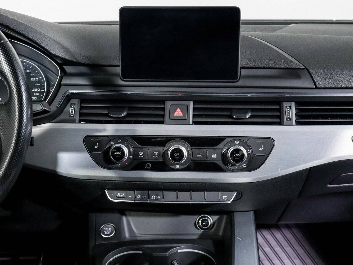 Audi A4 б/у, 2017, Роботизированная. Фото: #9