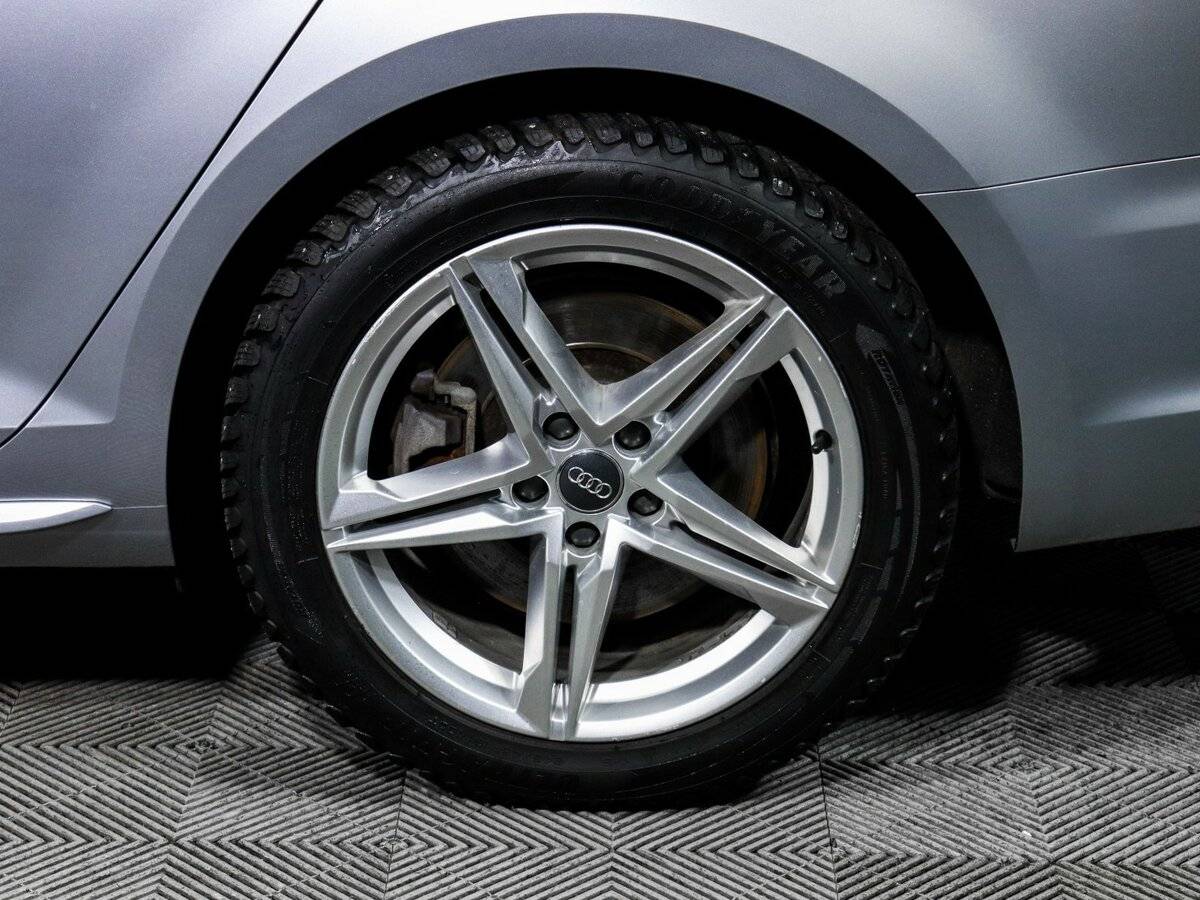 Audi A4 б/у, 2017, Роботизированная. Фото: #11