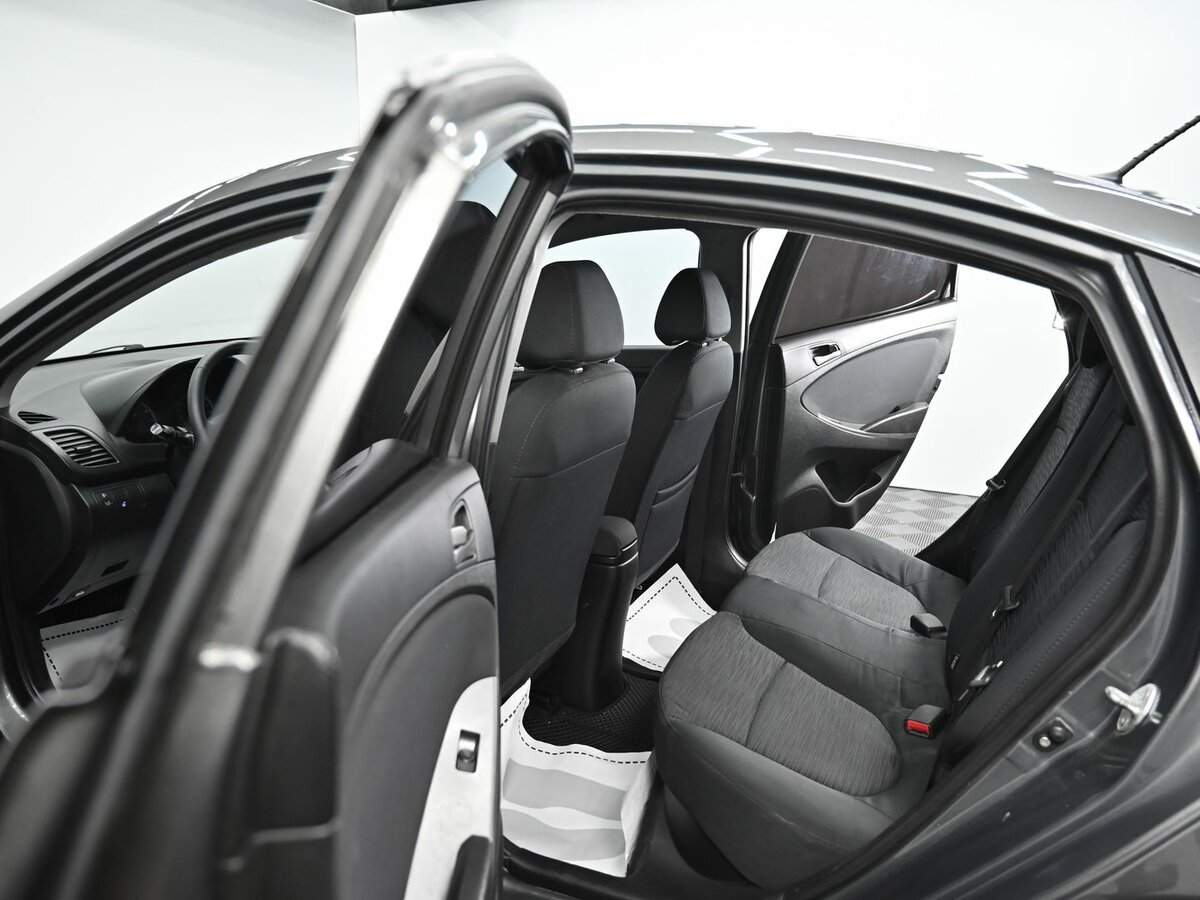 Hyundai Solaris б/у, 2014, Автоматическая. Фото: #14