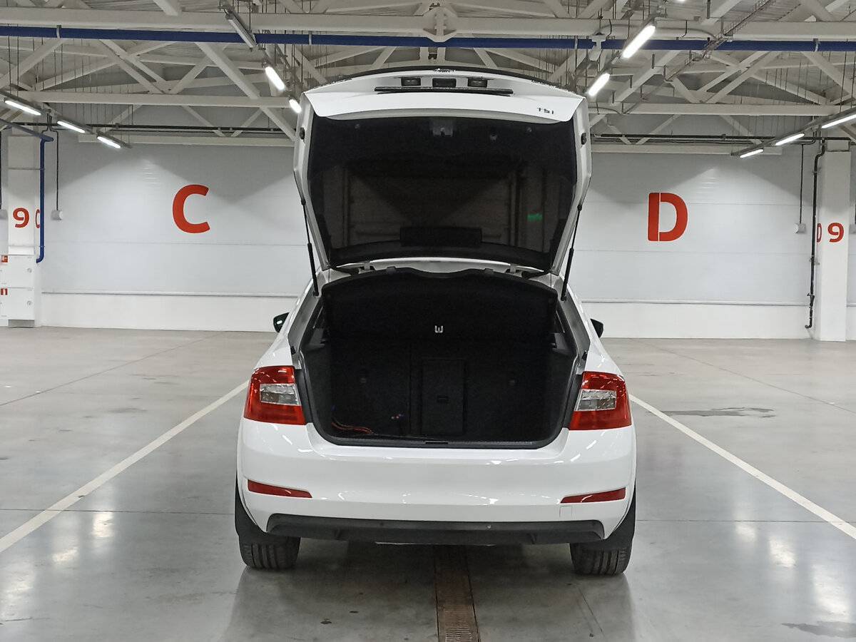 Skoda Octavia б/у, 2013, Механическая. Фото: #9
