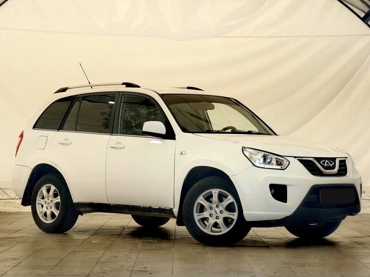 Chery Tiggo (T11) б/у, 2015, Механическая. Фото: #2