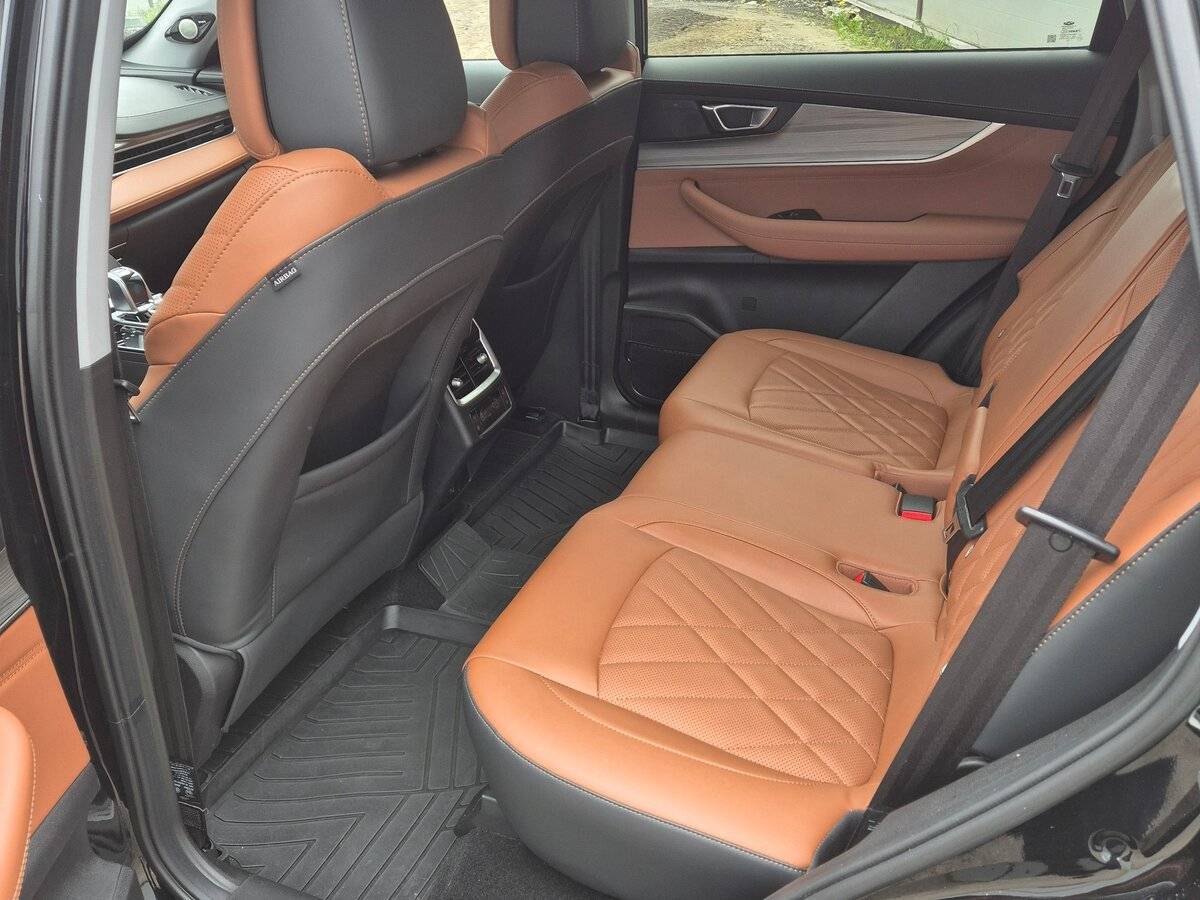 Chery Tiggo 8 Pro Max б/у, 2023, Роботизированная. Фото: #15