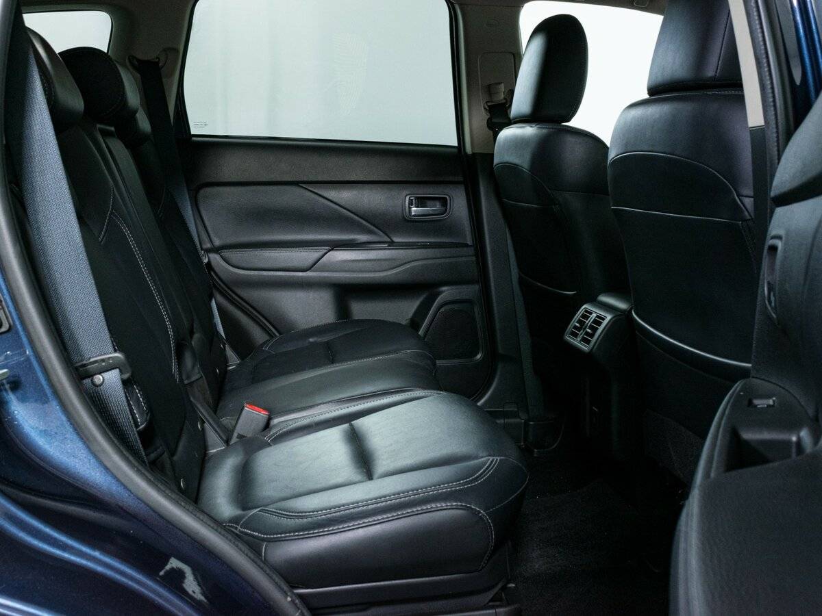 Mitsubishi Outlander б/у, 2020, Вариатор. Фото: #12