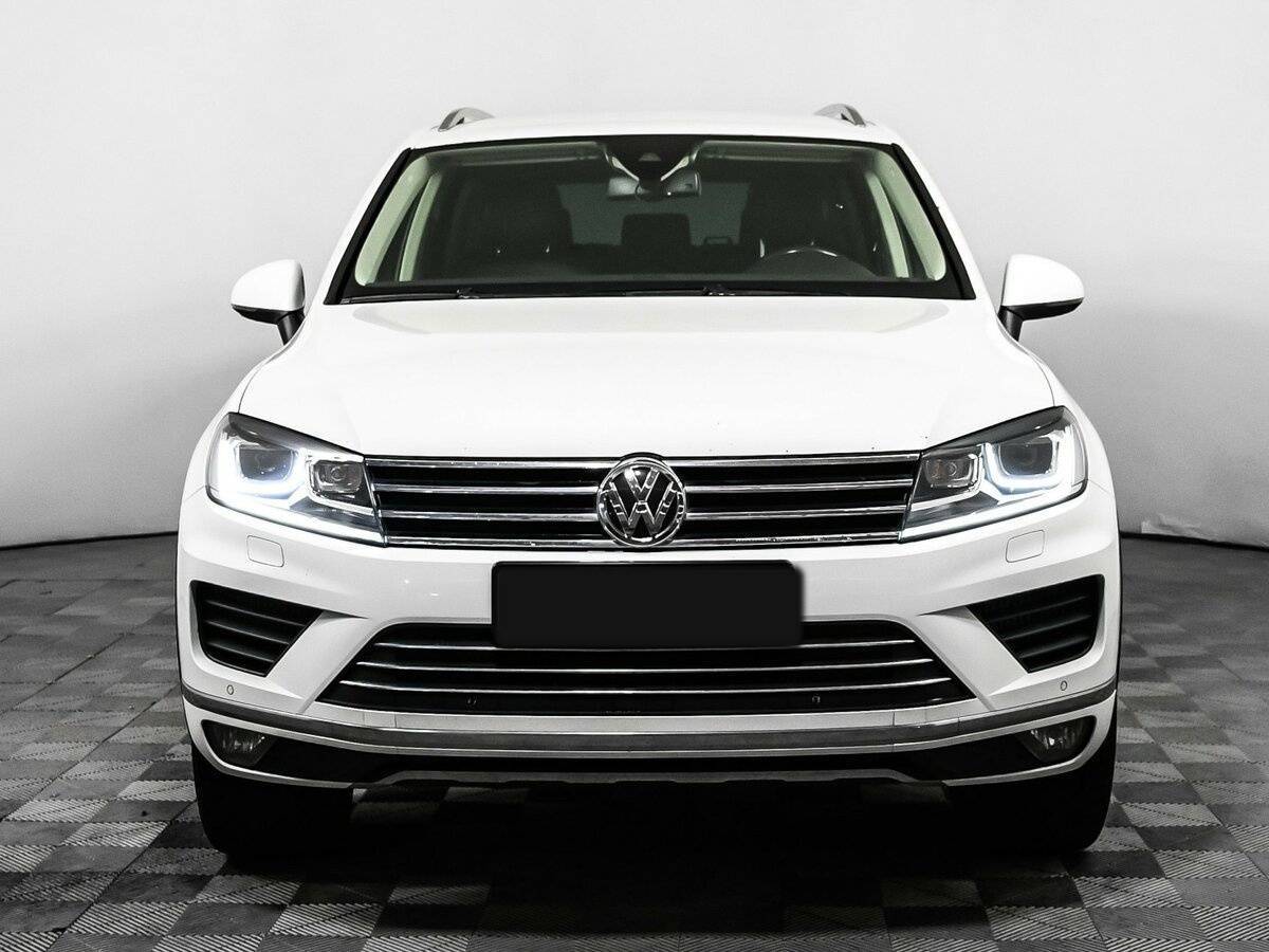 Volkswagen Touareg б/у, 2014, Автоматическая. Фото: #1