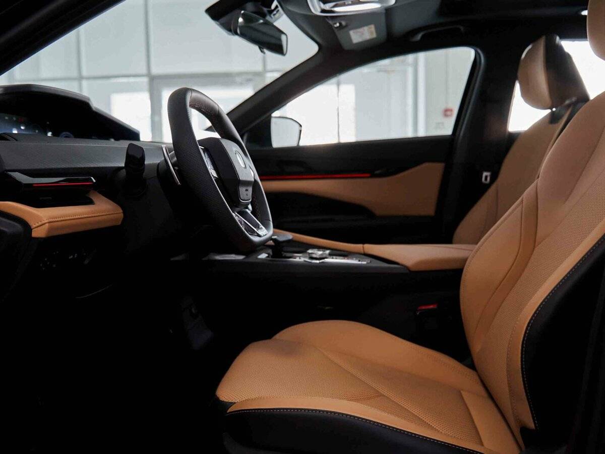 Changan UNI-V б/у, 2024, Роботизированная. Фото: #8