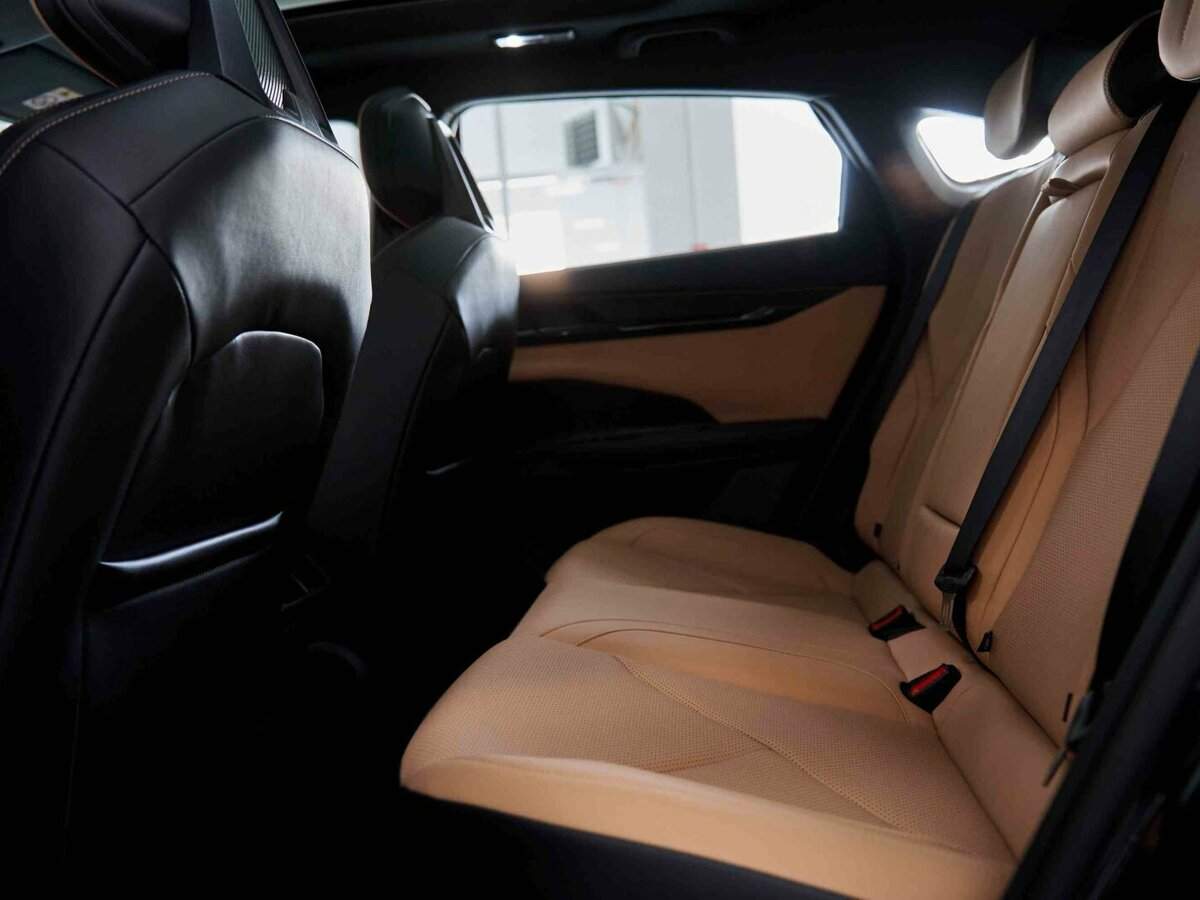 Changan UNI-V б/у, 2024, Роботизированная. Фото: #21