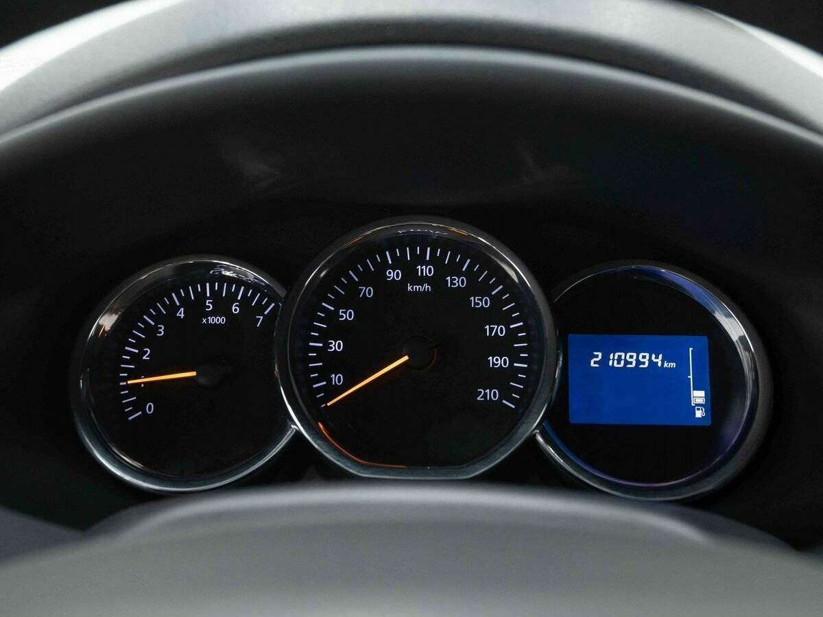 Рено Сандеро б/у, 2016, Механическая. Фото: #16