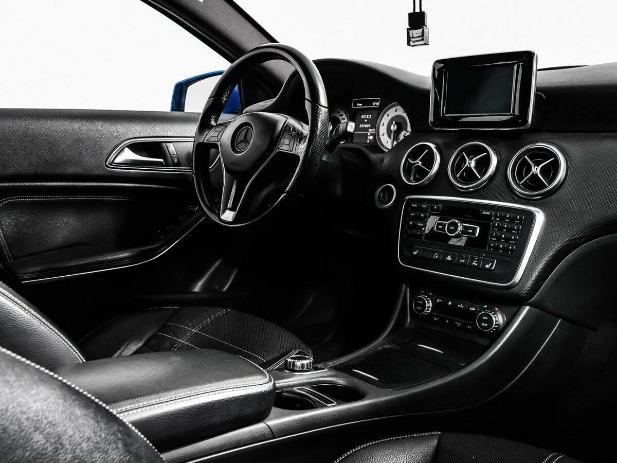 Mercedes-Benz A-Класс б/у, 2013, Роботизированная. Фото: #8