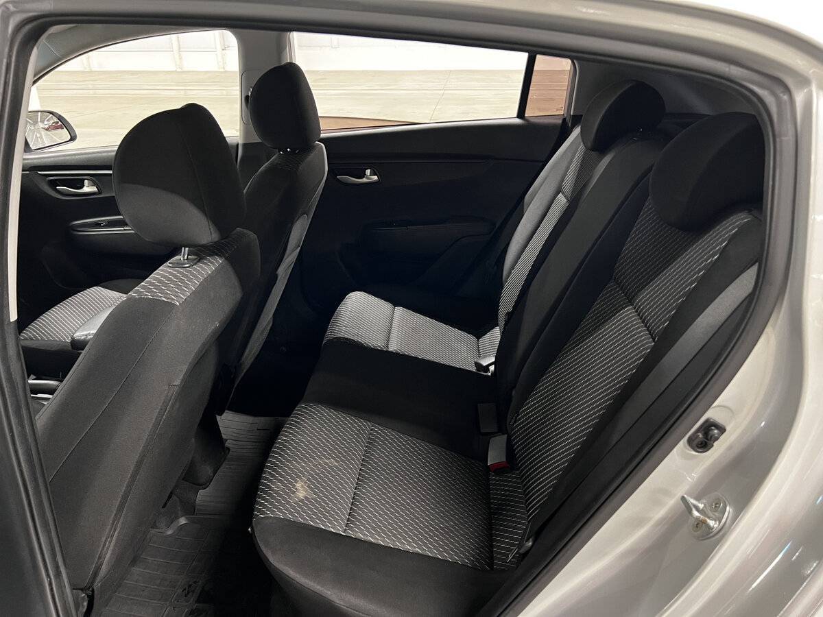 Kia Rio б/у, 2020, Автоматическая. Фото: #11