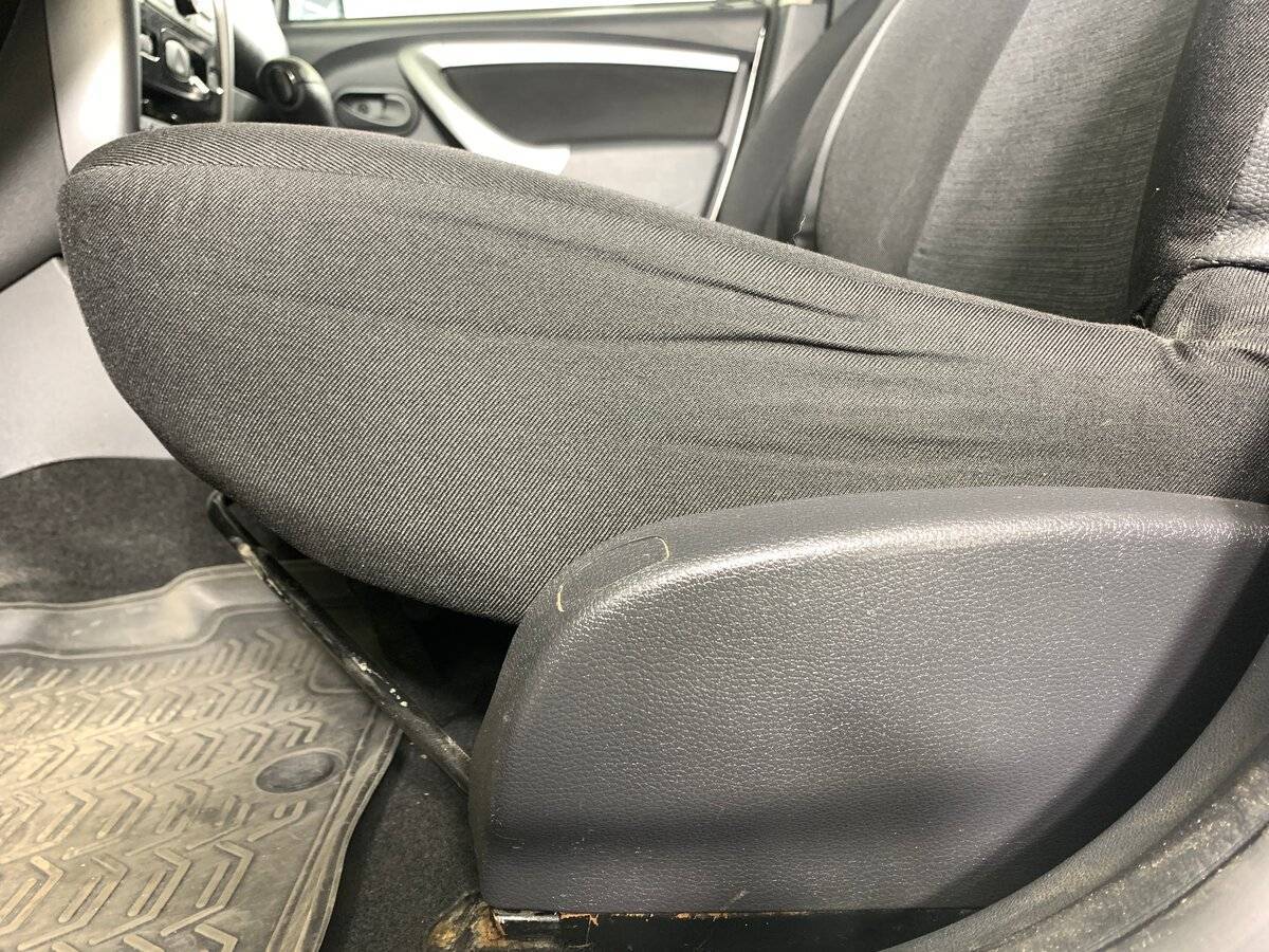 Renault Duster б/у, 2013, Автоматическая. Фото: #14